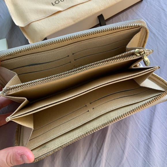 Louis Vuitton zippy wallet - Picture 5 of 7